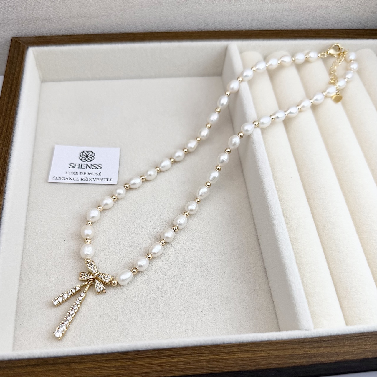 Набор украшений из натуральног – обзор и цена Pearl Necklace Set